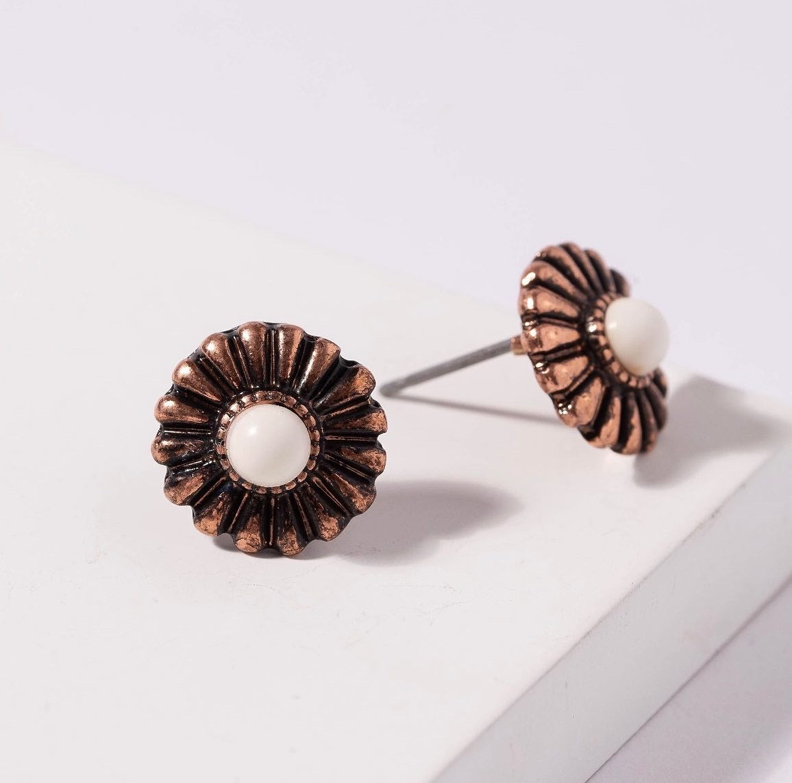 Collecting Concho Stones - Ivory Stud Earrings Set